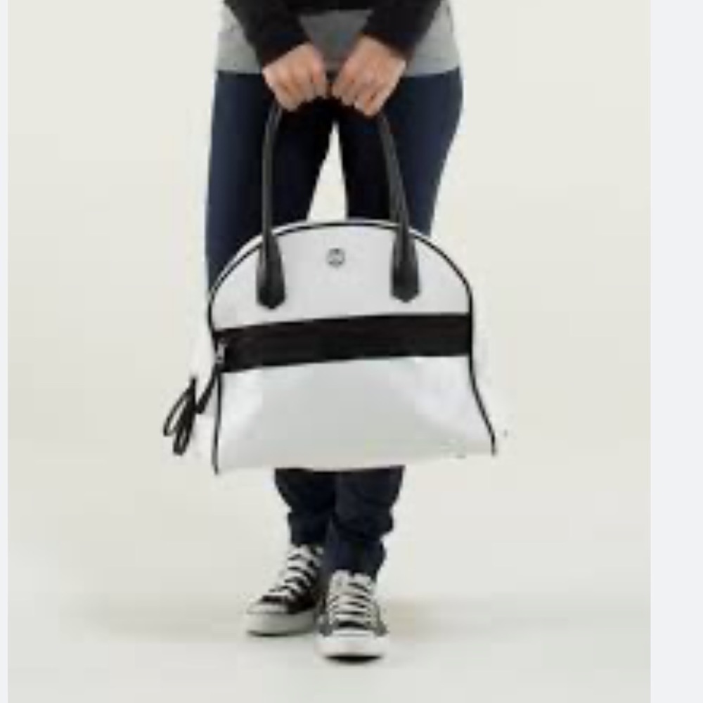 Lululemon Athletica Sweat Once A Day Bag White Handles Dividers Laptop Bag FLAWS